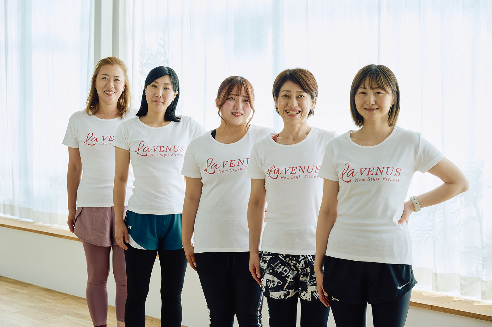 La VENUS 高崎スタジオ 様/HP TOP動画・写真、縦型コンセプト動画