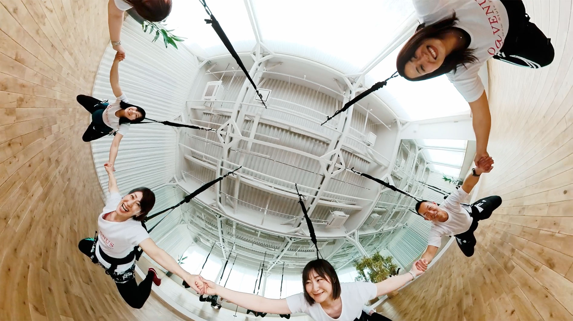 La VENUS 高崎スタジオ 様/HP TOP動画・写真、縦型コンセプト動画